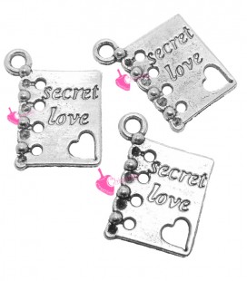 Ciondolo Libro "Secret Love" 19x15 mm color Argento Antico