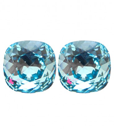 SWAROVSKI® 4470 10 mm Aquamarine